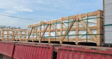 江西 芝麻白花岗岩地铺石出口专车-泰国游