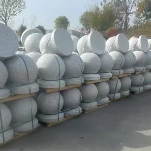 江西 白麻花岗岩石材圆球，石球，挡车球，隔离球，景观石球，风水球等