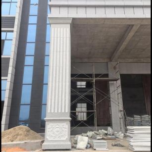 江西 芝麻白光面花岗岩门楼大柱（罗马柱）配雕花底座