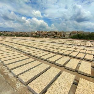 江西 黄金麻荔枝面花岗岩石材地铺石防护中