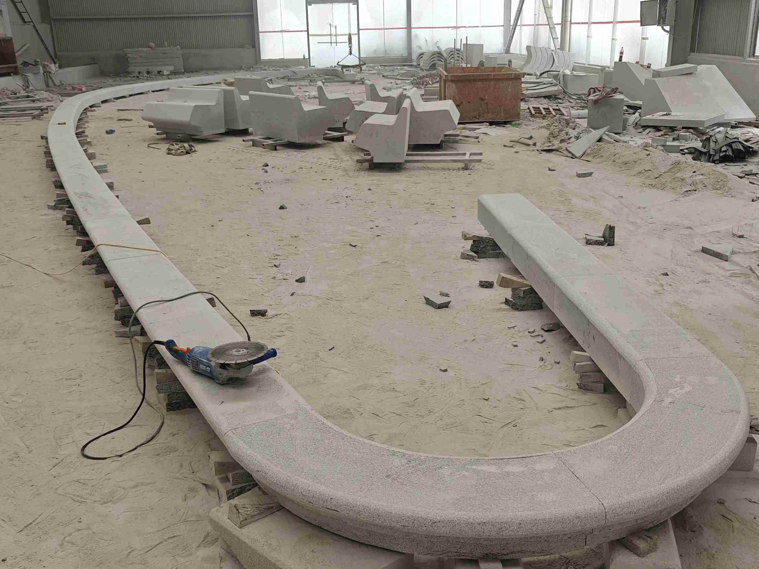 江西 芝麻白花岗岩弧形花坛石，坐凳石