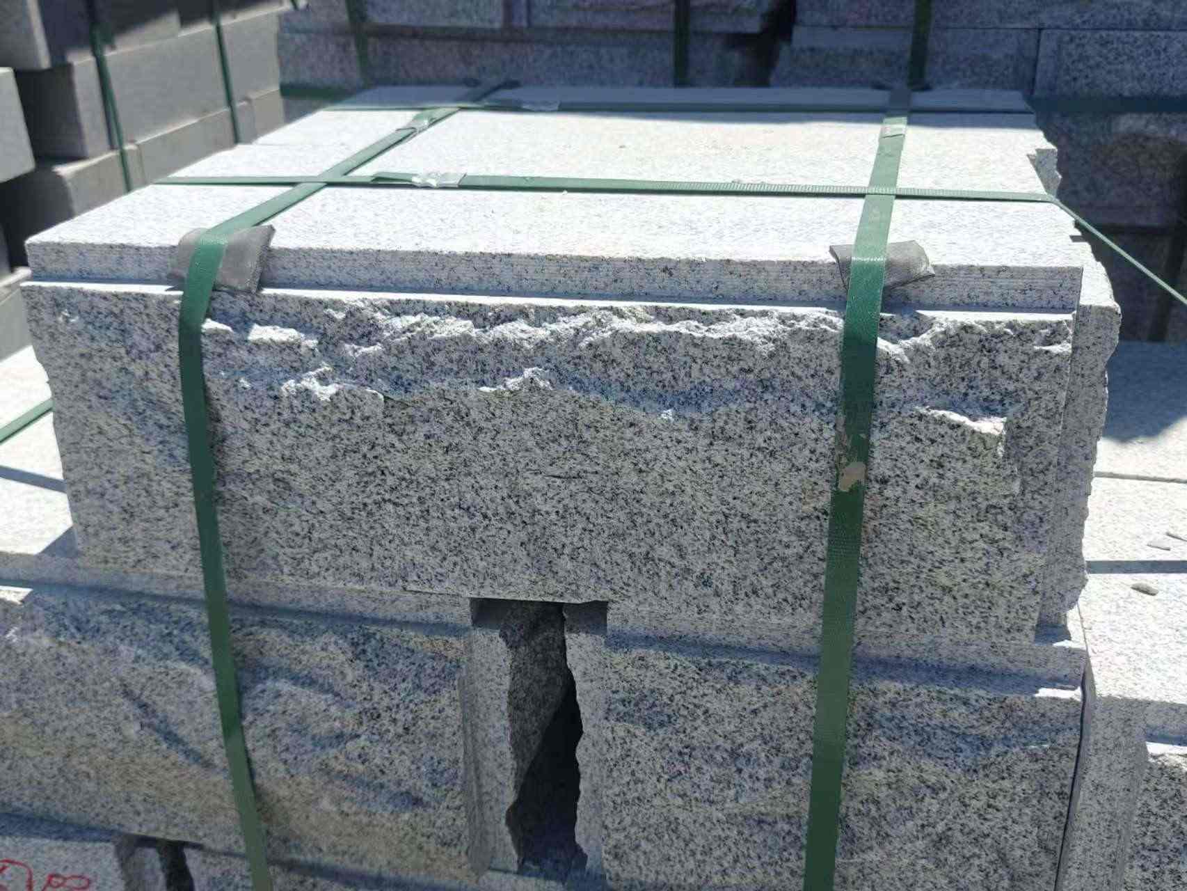 江西 芝麻白花岗岩自然面成品