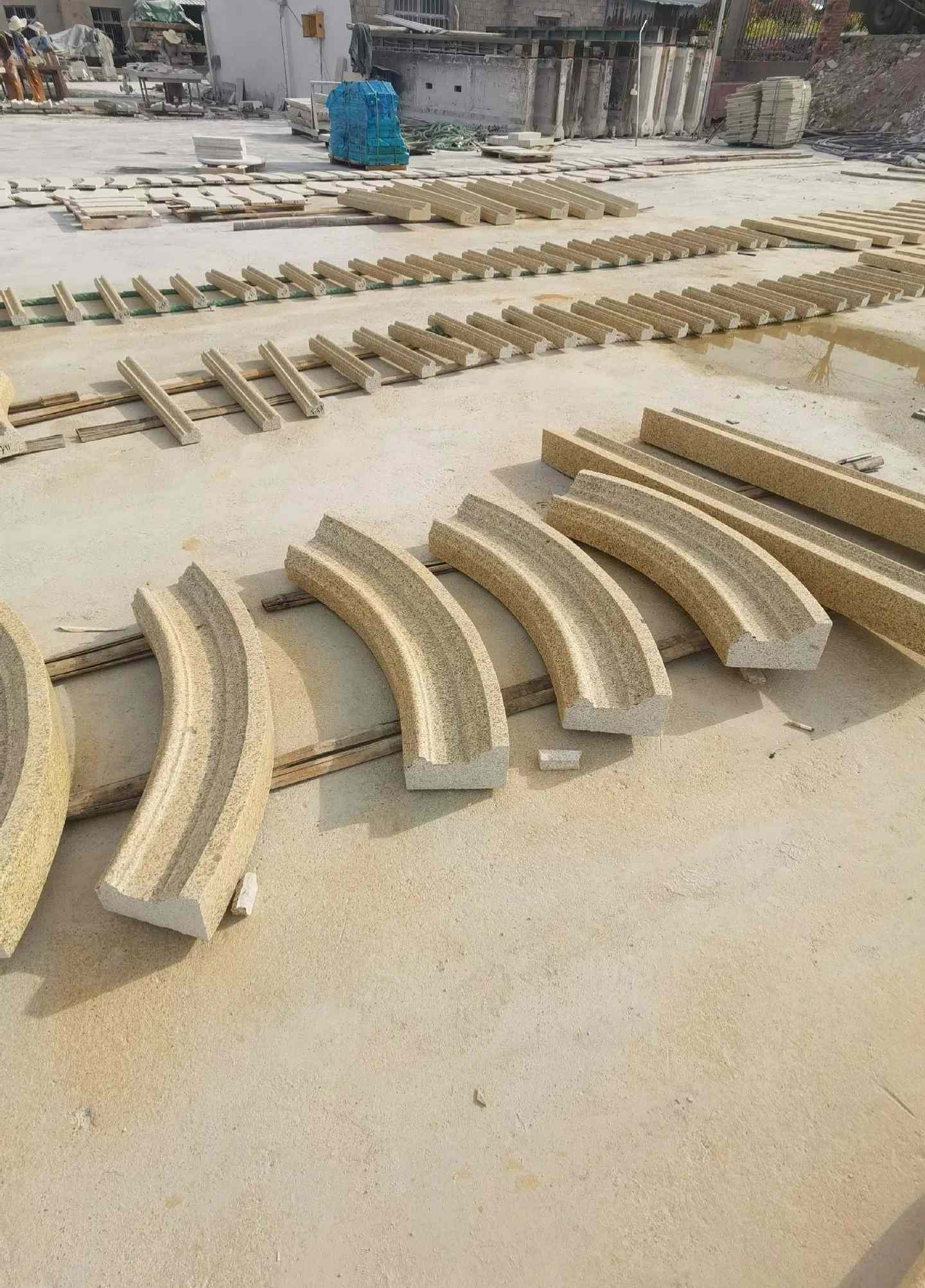 江西 黄金麻花岗岩别墅线条