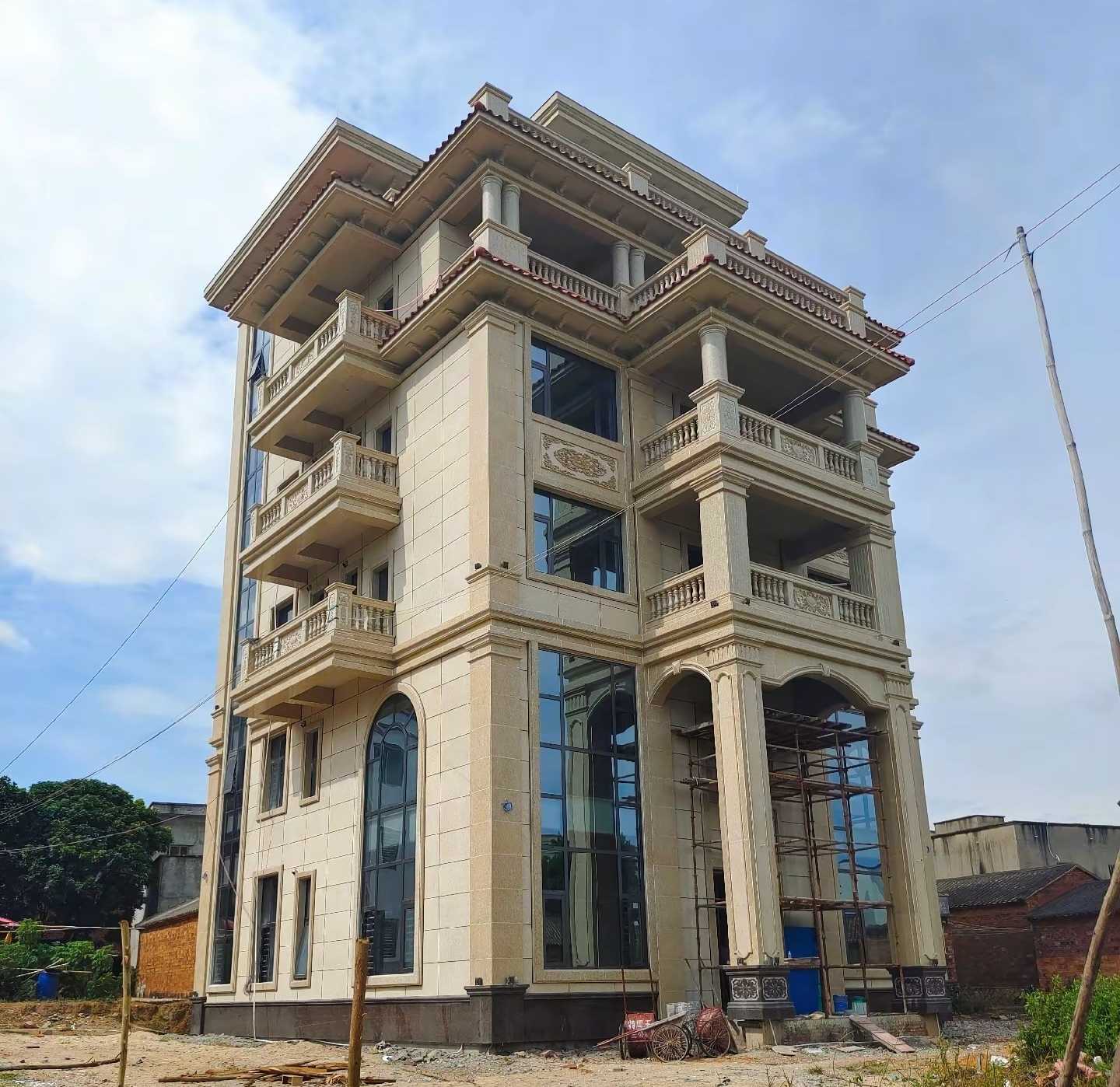 江西 黄金麻花岗岩石材别墅外墙干挂搭配（雕花栏杆花瓶柱门楼罗马柱）